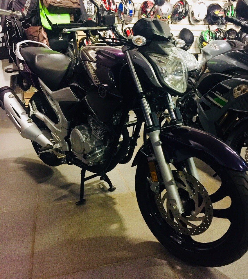 Мотоцикл YAMAHA Fazer 250 