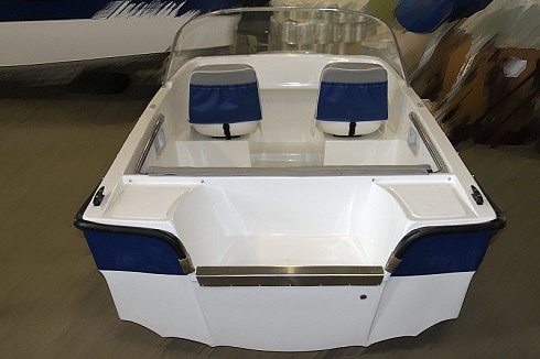 Моторная лодка Бестер-400
